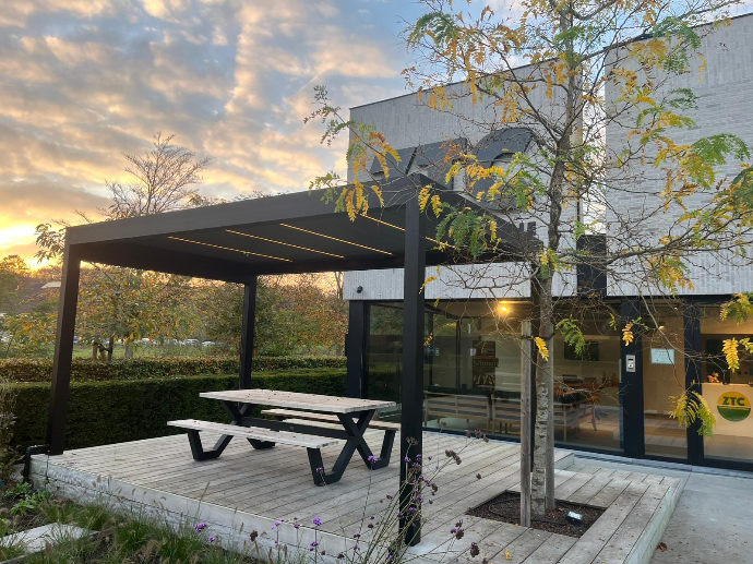 B160XL Brustor Screens Lamellendak Pergola 